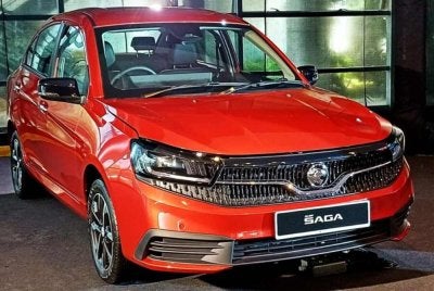 Proton Holdings Bhd mencatat jualan sebanyak 13,566 unit pada Februari, penurunan 31 peratus berbanding jualan tertinggi yang direkodkan pada Januari, namun jualan meningkat 20.8 peratus berbanding Februari 2025.