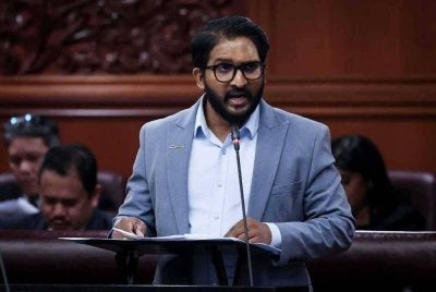 Timbalan Menteri Perpaduan Negara, R. Yuneswaran pada Mesyuarat Pertama, Penggal Kelima Parlimen ke-15 Dewan Negara di Bangunan Parlimen hari ini. Foto Bernama 