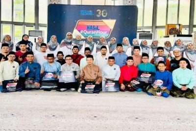 HASiL #QuranHour menjadi platform LHDN memperkukuh penghayatan al-Quran dalam kalangan warga kerja menerusi kefahaman dan pengamalan isi kandungannya dalam tugasan serta kehidupan seharian. 