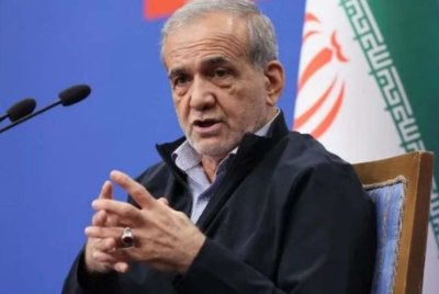 Pezeshkian menolak desakan Presiden Donald Trump supaya menyerah kalah. Foto Agensi