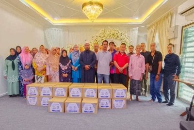 Program CSR Karangkraf Ramadan Food Drive 2026 yang berakhir di Kota Bharu pada Ahad mengukir senyuman buat 100 golongan asnaf di negeri ini menjelang sambutan Aidilfitri.