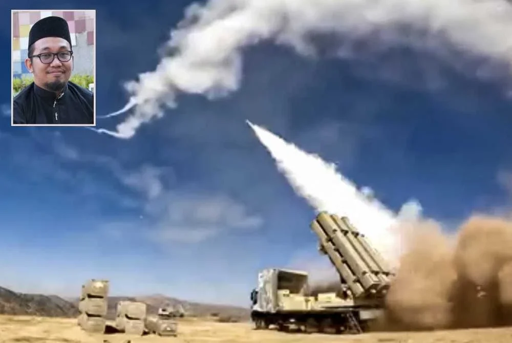 Iran mempunyai arsenal amunisi balistik yang pelbagai dari jarak operasi 75km sehinggalah ke 3,000km. Gambar kecil: Mohammad Fairuz