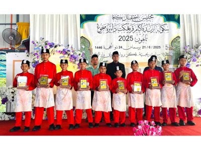 SRAR At Ta’alim sentiasa cemerlang dalam bidang akademik dan Kokurikulum seperti Pertandingan Nasyid Peringkat Kebangsaan 2025, acara olahraga, badan beruniform, pertandingan intelektual seperti catur.