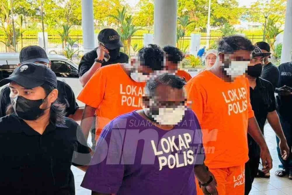 Keempat-empat suspek dibawa ke Mahkamah Bukit Mertajam pada pagi Selasa.
