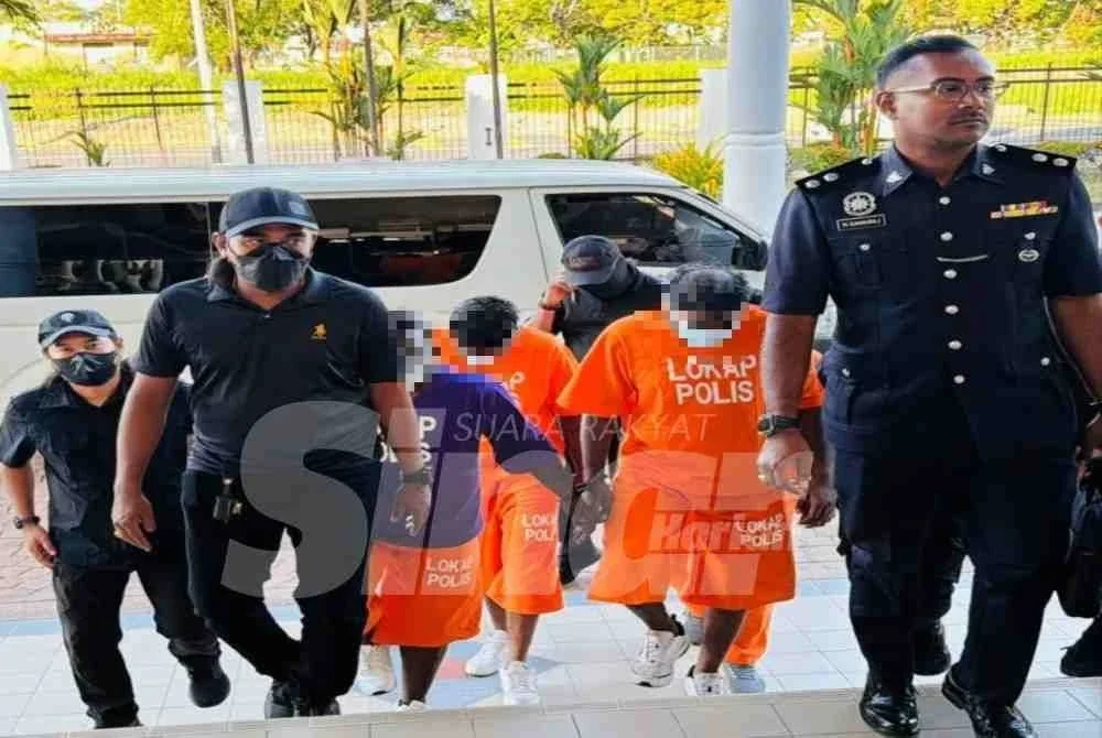 Kesemua mereka memakai baju lokap polis dibawa ke Mahkamah Bukit Mertajam pada Selasa.