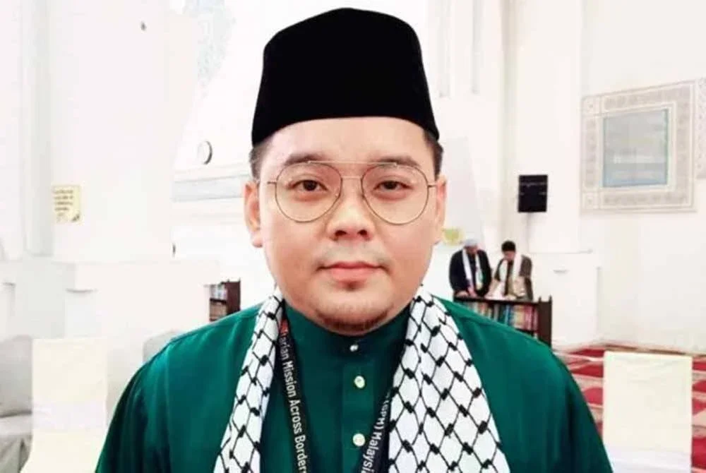 Ahmad Fahmi 