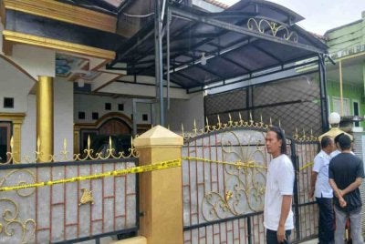 Lokasi seorang wanita menetak suaminya hingga maut dalam kejadian di Tigaraksa, Kabupaten Tangerang. Foto Agensi