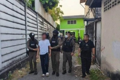 Samorn ditangkap polis atas tuduhan membunuh. Foto: Agensi
