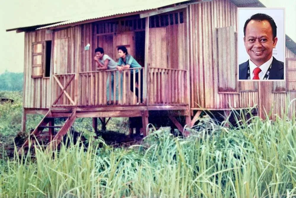 Bagi generasi pertama, Felda adalah keberanian meninggalkan kampung halaman. Gambar kecil: Syirfan Indra