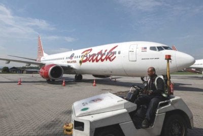 Menurut notis Batik Air bertarikh 9 Mac, surcaj bahan api yang disemak semula akan berkuat kuasa mulai 11 Mac. 