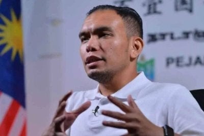  Syahredzan