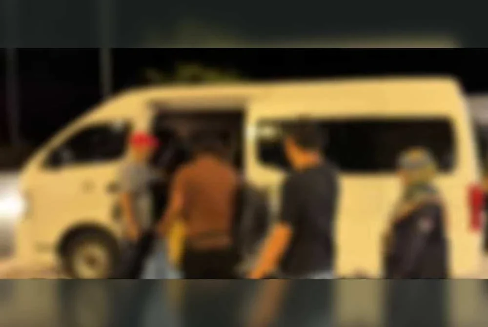 Pasangan itu dibawa ke JAIM untuk proses siasatan selanjutnya.