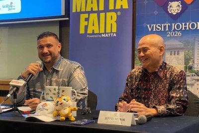 Dr Fazil Khan (kiri) dan Jeffri ketika Sidang Media MATTA Fair 2026 di ibu negara pada Khamis