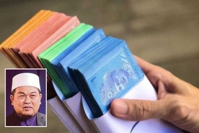 Mengambil upah bagi perkhidmatan menukar wang dibenarkan sekiranya bayaran tersebut dibuat secara berasingan sebagai upah kerja dan bukan sebahagian daripada pertukaran mata wang. Gambar kecil: Mohd Sukki