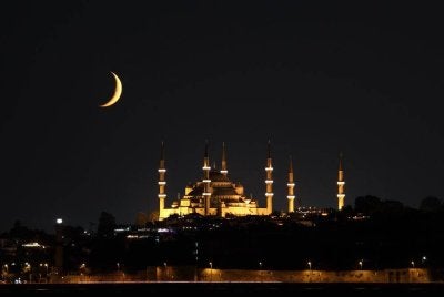 LAILATULQADAR dijanjikan ALLAH SWT lebih baik daripada 1,000 bulan. Foto Canva