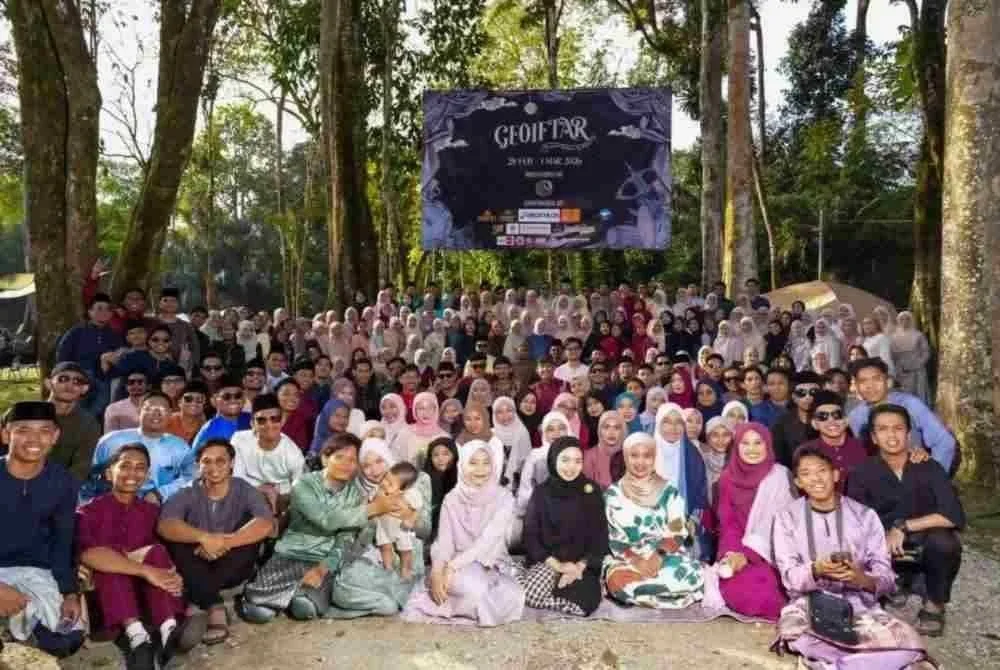 Antara peserta yang menyertai GeoIftar 4.0 yang diadakan di Forest 8 Senses Campsite, Tanjung Malim, Perak.