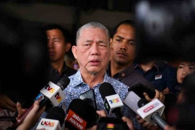 Fadillah ditemui pemberita selepas menghadiri Program Sumbangsih Santunan Kasih Seindah Syawal di Pusat Khidmat ADUN N7 Semariang, pada Sabtu. Foto Bernama