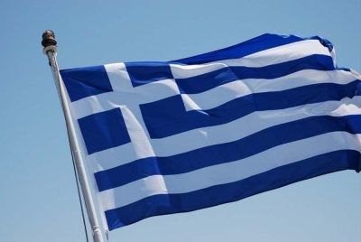 Sebuah kapal tangki berdaftar di Greece telah diserang berhampiran pelabuhan Laut Hitam Novorossiysk, Rusia pada awal pagi Sabtu.