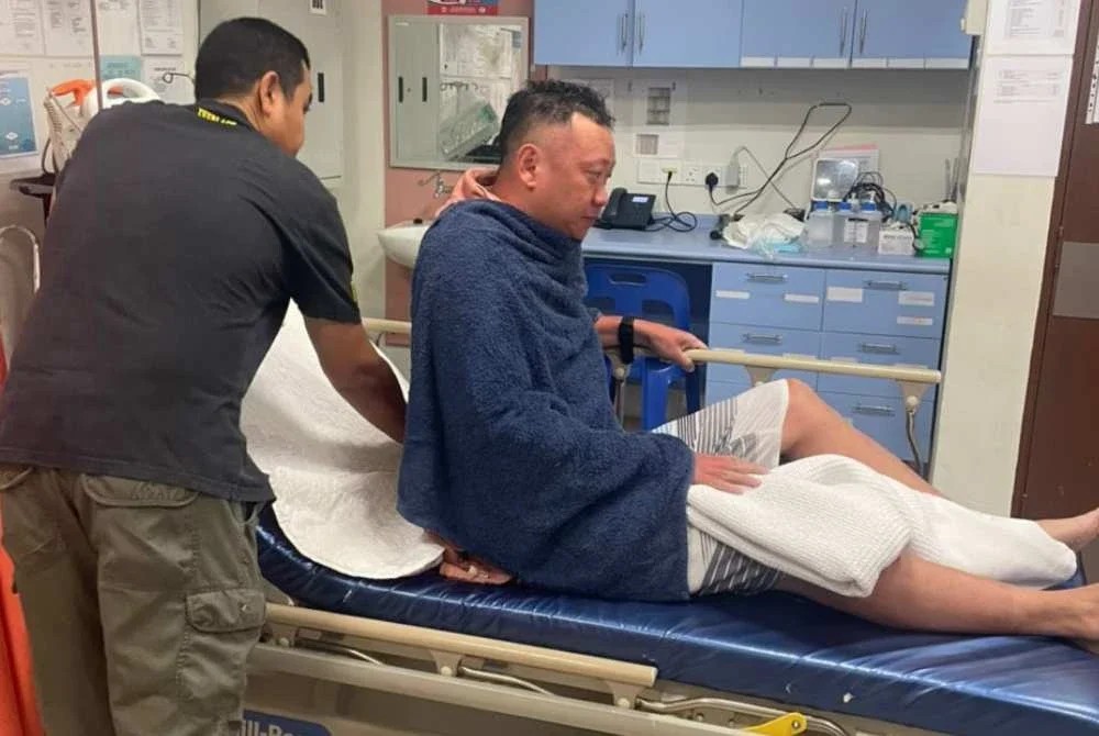 Mangsa dirujuk ke Bahagian Kecemasan Hospital Setiu untuk mendapatkan rawatan lanjut.