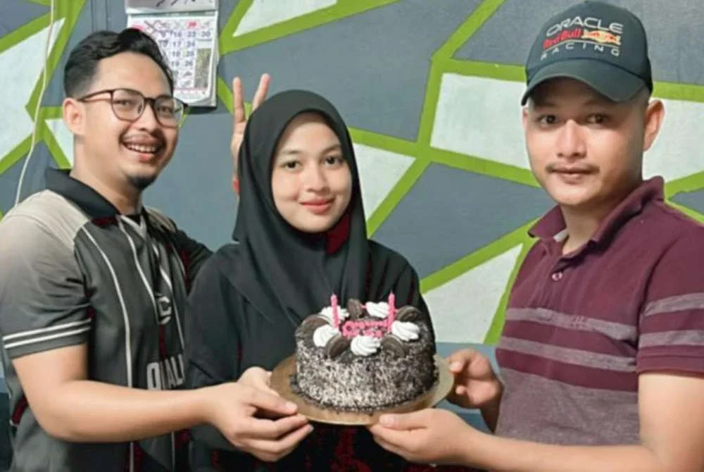 Antara kenangan yang sempat dirakam sempena sambutan ulang tahun kelahiran arwah Ayuni pada 6 Jun tahun lalu.