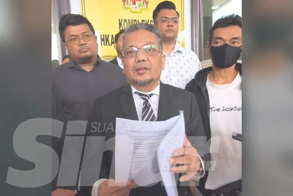 Zainul Rijal memberitahu, 11 daripada 19 peserta yang ditahan susulan himpunan GARAP memfailkan saman terhadap kerajaan.