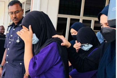 Reman dua pekerja taska berkenaan disambung tujuh hari lagi bermula Isnin.