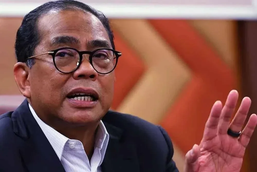 Menteri Pertahanan, Datuk Seri Mohamed Khaled Nordin