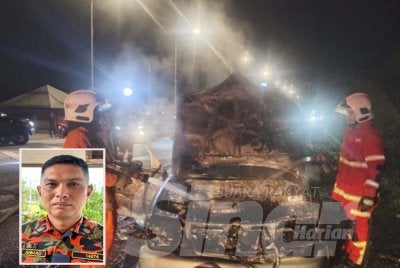 Bomba yang bertungkus lumus memadam kebakaran dalam insiden kebakaran kereta di Kampung Pahi. Gambar kecil:Nik Ahmad Afsham . Foto ADILA SHARINNI WAHID