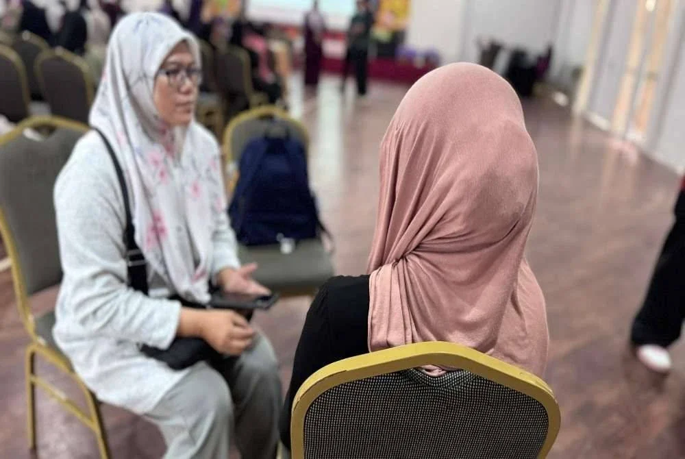 Anis berkongsi kegembiraan kepada penulis berhubung kegembiraan menyambut lebaran di rumah kebajikan itu sejak lapan tahun lalu.