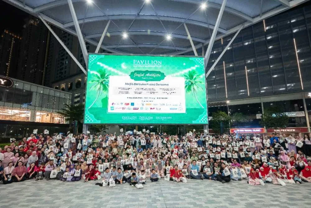 Lebih 800 tetamu termasuk kanak-kanak, penghuni rumah kebajikan dan anggota komuniti setempat menikmati persembahan kebudayaan, bengkel interaktif serta majlis berbuka puasa yang meriah di Pavilion Bukit Jalil.