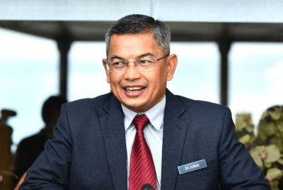 Datuk Dr Azman Ibrahim