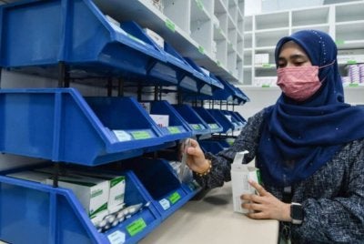 KKM memaklumkan bekalan ubat-ubatan dalam negara berada pada tahap stabil dan terkawal meskipun berlaku konflik di Asia Barat.