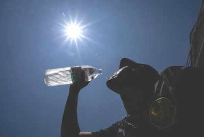 MetMalaysia memaklumkan empat kawasan di Perak berada pada tahap berjaga-jaga berikutan suhu antara 35 hingga 37 darjah Celsius selama tiga hari berturut-turut. Foto Bernama