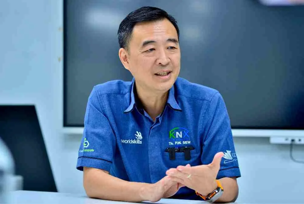 Peng Wah berkongsi pendekatan penggunaan sistem automasi bangunan yang membolehkan pemantauan tenaga dan pengurusan operasi dilaksanakan secara lebih cekap.
