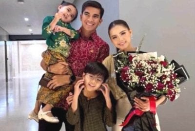 Space Dollah memberikan bayangan Bella Astillah, Syed Saddiq bakal disatukan.