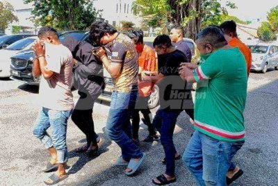 Kesemua tertuduh mengaku tidak bersalah terhadap pertuduhan yang dibacakan terhadap mereka di Mahkamah Majistret 2 George Town pada Isnin.