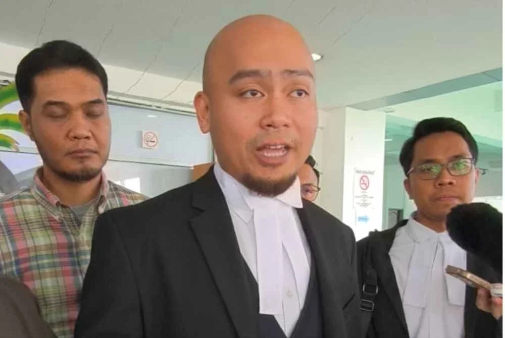 Peguam, Muhammad Hariz Md Yusoff yang mewakili Yayasan Kubra