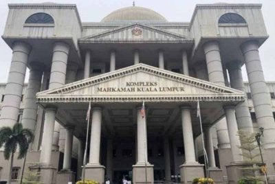 Seorang lelaki warga India dihadapkan ke Mahkamah Majistret di sini hari ini atas pertuduhan membunuh rakan senegara di Kepong dua minggu lepas.