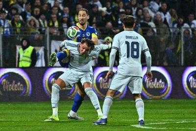 Itali terpaksa akur gagal layak ke Piala Dunia selepas tewas kepada Bosnia. - AFP