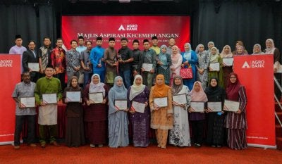 Sebanyak 51 syarikat yang menyertai Program AUM diraikan dalam Majlis Aspirasi Kecemerlangan.