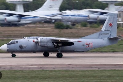 Sebuah pesawat pengangkut tentera An-26 milik Rusia terhempas di Crimea pada Rabu. Foto: Agensi