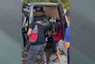 Cubaan seorang lelaki menyeleweng diesel gagal apabila diserbu di stesen minyak di Beaufort.