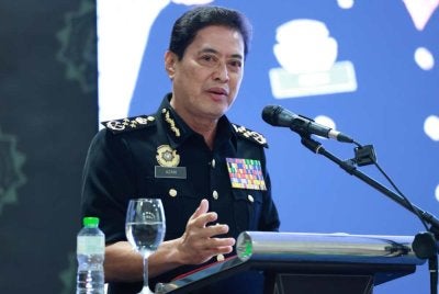 Azam semasa berucap pada Sesi Libat Urus Pasukan Petugas Khas Agensi-Agensi Penguatkuasaan Malaysia (Matf): Way Forward di Ibu Pejabat SPRM Putrajaya pada Khamis. Foto SPRM
