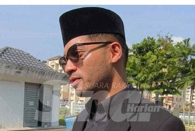Pelakon, Yusuf Bahrin tidak mengetahui punca penyanyi, Zizi Kirana memfailkan perceraian