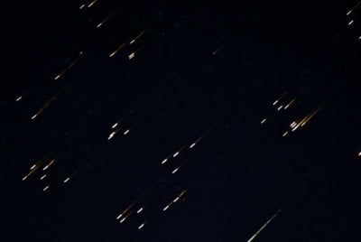 Serangan Iran menyasarkan Israel.- Agensi