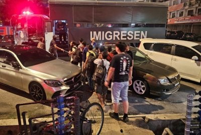 JIM menumpaskan sindiket Geng Ashraf yang terlibat dalam kegiatan penyeludupan migran pada Jumaat - Foto: JIM