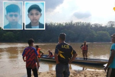 Anggota bomba dari BBP Jerantut mengerakkan operasi SAR dengan bantuan penduduk kampung - Gambar kecil Muhammad Danial Haikal (kiri) dan Muhammad Amirul Ashraf