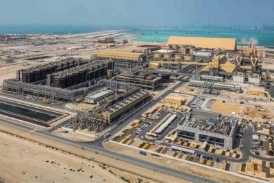 Serangan peluru berpandu dan dron Iran baru-baru ini menyebabkan kerosakan ketara ke atas kompleks Al Taweelah milik EGA di Abu Dhabi. 