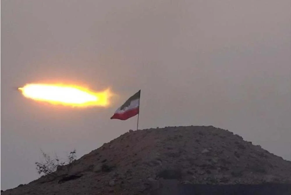 Iran mendakwa telah menembak jatuh sebuah pesawat sokongan C-130 milik AS di kawasan selatan Isfahan - Foto fail Agensi