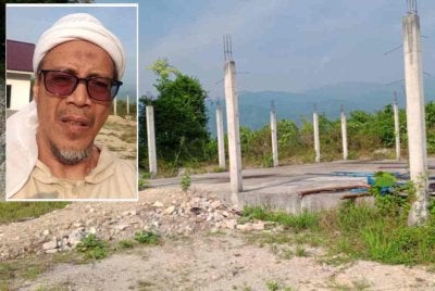 Tapak pembinaan surau yang sedang diusahakan pihak pengurusan pusat pengajian tahfiz di Kampung Lawin, Gerik. Gambar kecil: Dr Azmin